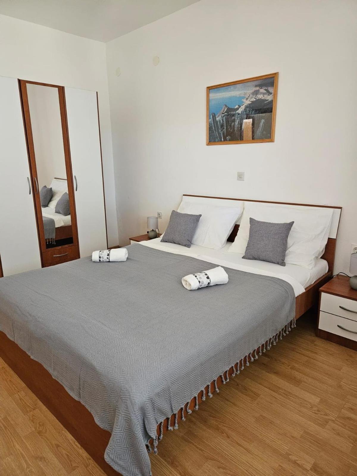 Pljesa Apartments Супетарска-Драга Экстерьер фото